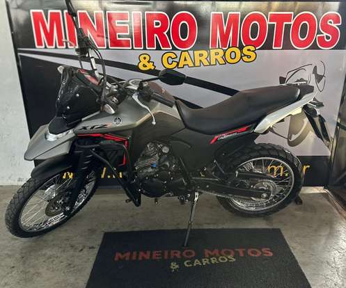 YAMAHA-XTZ 250 LANDER CONNECTED-2025