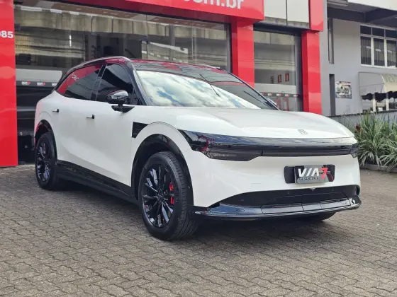 ZEEKR 7X 100 KW ELÉTRICO PREMIUM ZEEKR 7X 100 KW ELÉTRICO PREMIUM