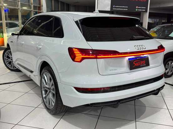 AUDI-E-TRON-ELÉTRICO SPORTBACK S QUATTRO AUDI-E-TRON-2022
