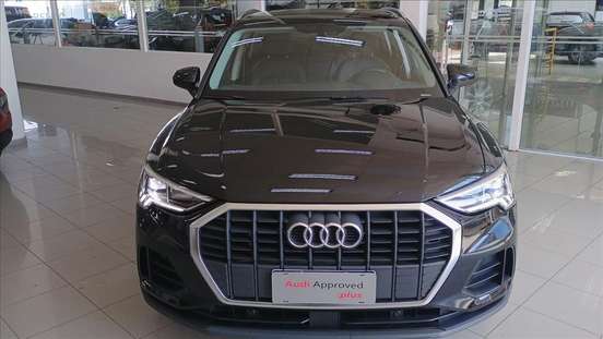 AUDI-Q3-2020