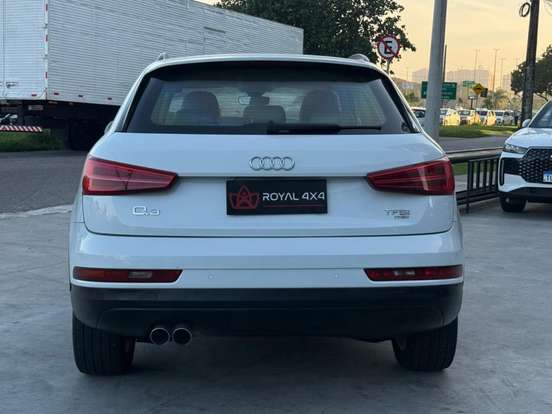 AUDI-Q3-2016