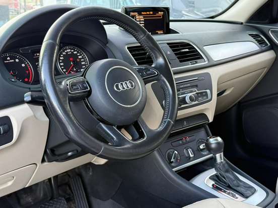 AUDI-Q3-1.4 TFSI ATTRACTION GASOLINA 4P S TRONIC AUDI-Q3-2016