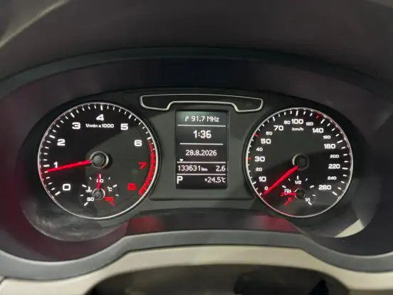 AUDI-Q3-2013