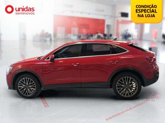 AUDI-Q3-2023