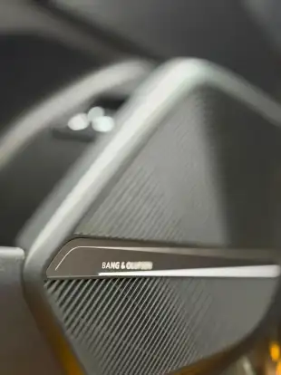 AUDI-Q5-2024
