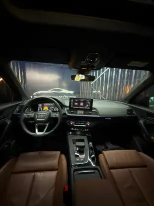 AUDI-Q5-2024