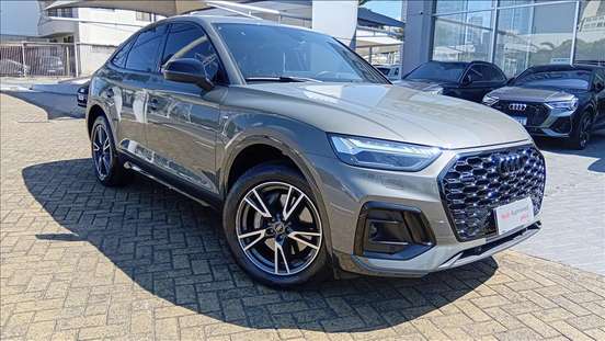 AUDI-Q5-2024