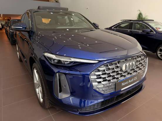 AUDI-Q5-2025