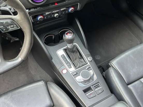AUDI-RS3-2.5 TFSI GASOLINA SEDAN QUATTRO S-TRONIC AUDI-RS3-2018