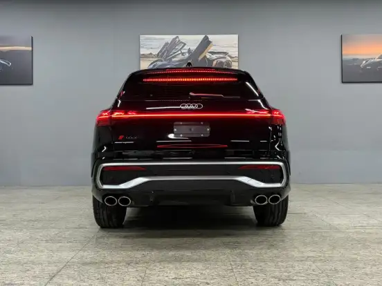 AUDI-SQ5-2025