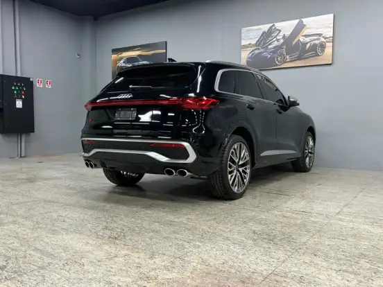 AUDI-SQ5-2025