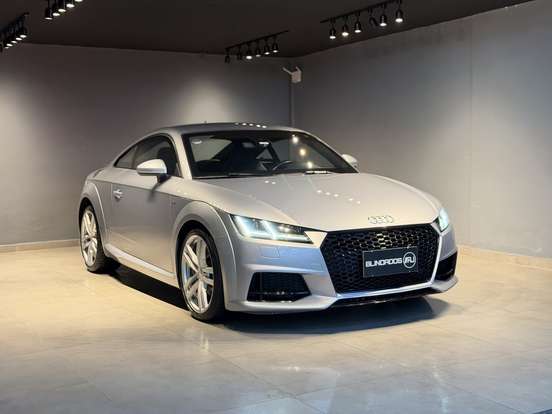 AUDI-TT-2015