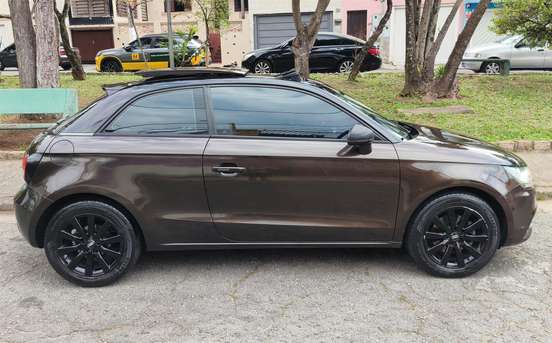 AUDI-A1-2011