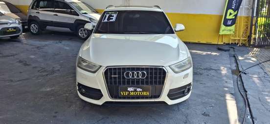 AUDI-Q3-2012