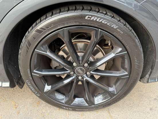 AUDI-SQ5-2018