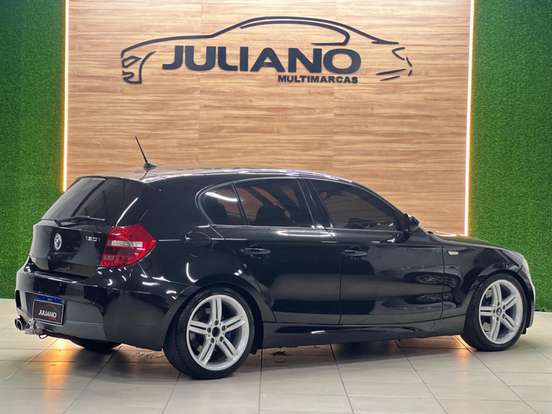 BMW-130i-2010