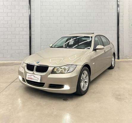 BMW-320i-2.0 16V GASOLINA 4P AUTOMÁTICO BMW-320i-2007
