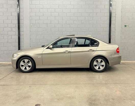 BMW-320i-2.0 16V GASOLINA 4P AUTOMÁTICO BMW-320i-2007