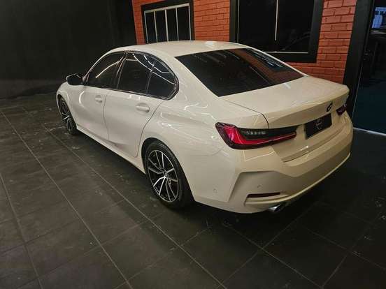 BMW-320i-2.0 16V TURBO FLEX SPORT GP AUTOMÁTICO BMW-320i-2024