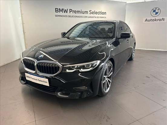 BMW-320i-2021