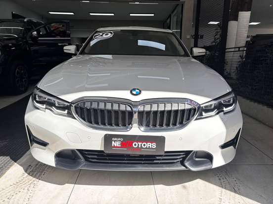 BMW-320i-2020