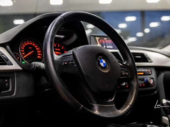 BMW-320i-2.0 GP 16V TURBO ACTIVE FLEX 4P AUTOMÁTICO BMW-320i-2013