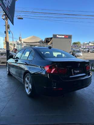 BMW-320i-2015