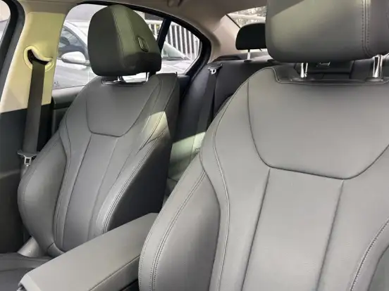 BMW-330i-2.0 16V TURBO GASOLINA SPORT AUTOMÁTICO BMW-330i-2019
