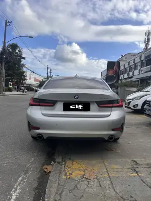 BMW-330i-2019