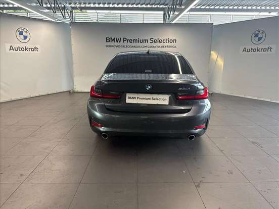 BMW-330i-2019