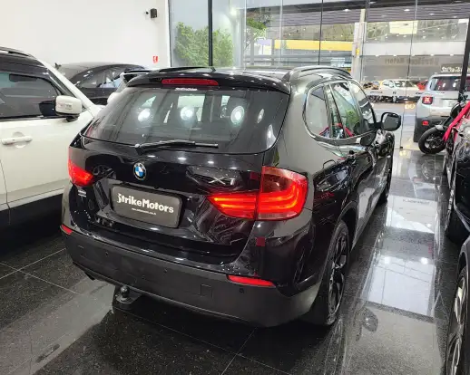 BMW-X1-2.0 16V GASOLINA SDRIVE18I 4P AUTOMÁTICO BMW-X1-2011