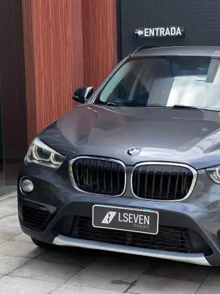 BMW-X1-2.0 16V TURBO ACTIVEFLEX SDRIVE20I 4P AUTOMÁTICO BMW-X1-2017