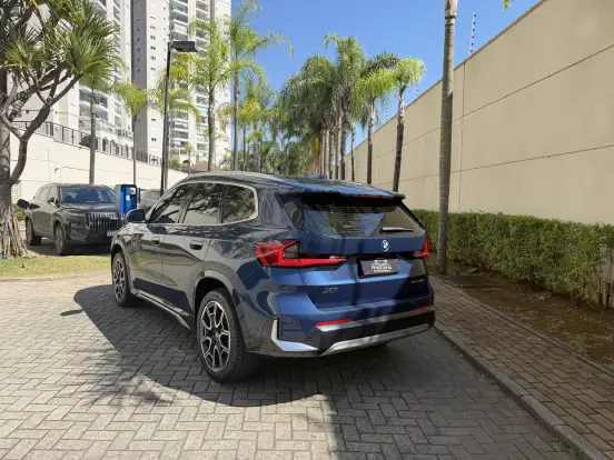 BMW-X1-2.0 16V TURBO GASOLINA SDRIVE20I X-LINE STEPTRONIC BMW-X1-2024