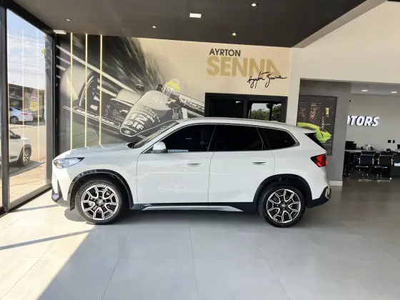 BMW X1 2.0 16V TURBO GASOLINA SDRIVE20I X-LINE STEPTRONIC