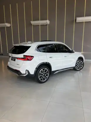 BMW-X1-2.0 16V TURBO GASOLINA SDRIVE20I X-LINE STEPTRONIC BMW-X1-2024