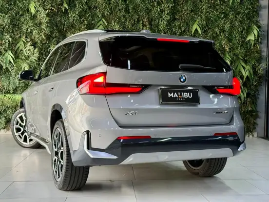 BMW-X1-2024