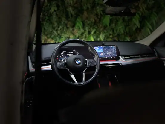 BMW-X1-2024