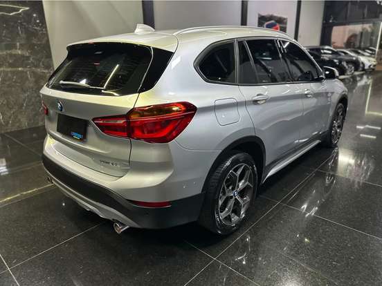 BMW-X1-2.0 16V TURBO ACTIVEFLEX SDRIVE20I X-LINE 4P AUTOMÁTICO BMW-X1-2018
