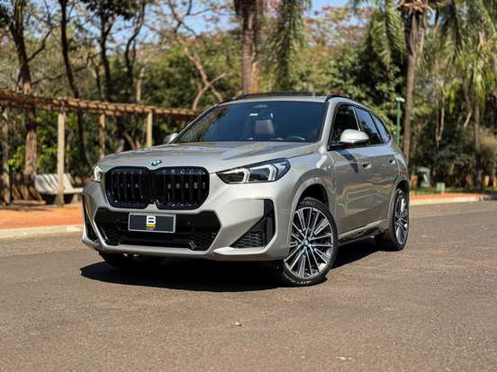 BMW-X1-2023