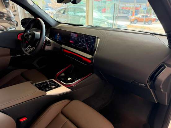 BMW-X3-2024