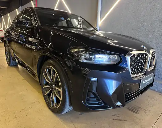 BMW-X4-2022