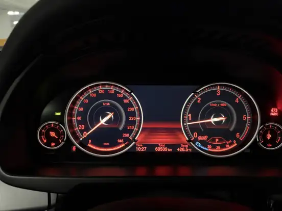 BMW-X5-2018