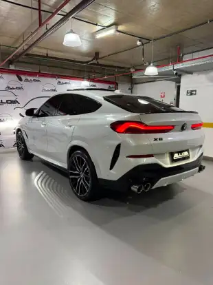 BMW-X6-2023