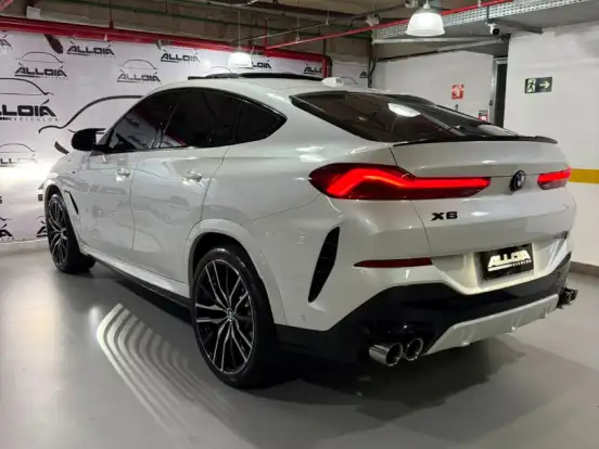 BMW-X6-3.0 TWINPOWER GASOLINA XDRIVE40I M SPORT AUTOMÁTICO BMW-X6-2023
