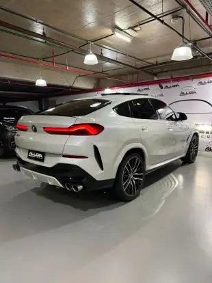BMW-X6-2023