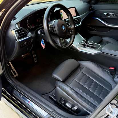 BMW-320i-2020