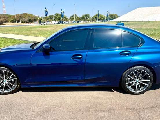 BMW-320i-2.0 16V TURBO GASOLINA SPORT AUTOMÁTICO BMW-320i-2019