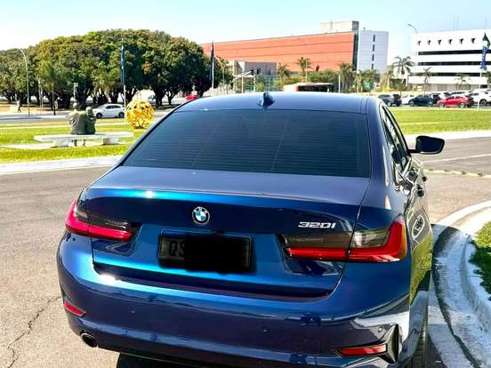 BMW-320i-2.0 16V TURBO GASOLINA SPORT AUTOMÁTICO BMW-320i-2019
