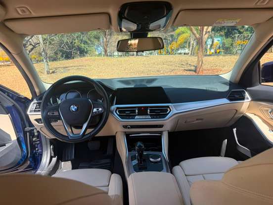 BMW-320i-2.0 16V TURBO GASOLINA SPORT AUTOMÁTICO BMW-320i-2019