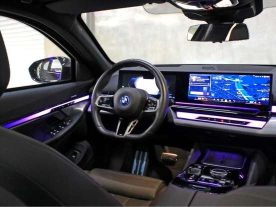BMW-530e-2.0 TWINPOWER PHEV M SPORT AUTOMÁTICO BMW-530e-2024